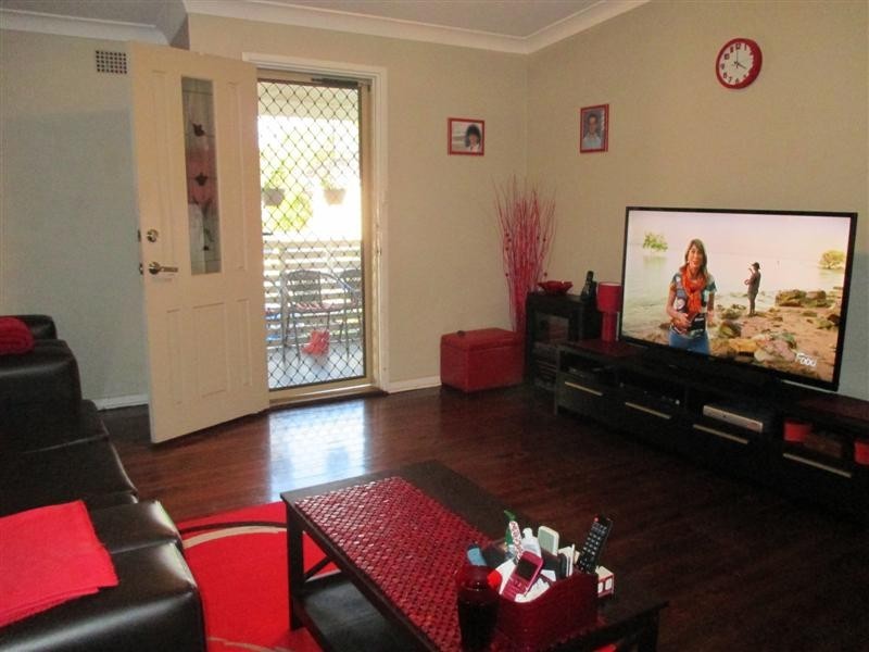 5 Fiji, Lethbridge Park NSW 2770
