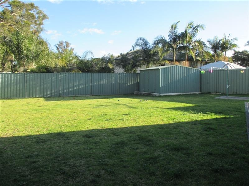5 Fiji, Lethbridge Park NSW 2770