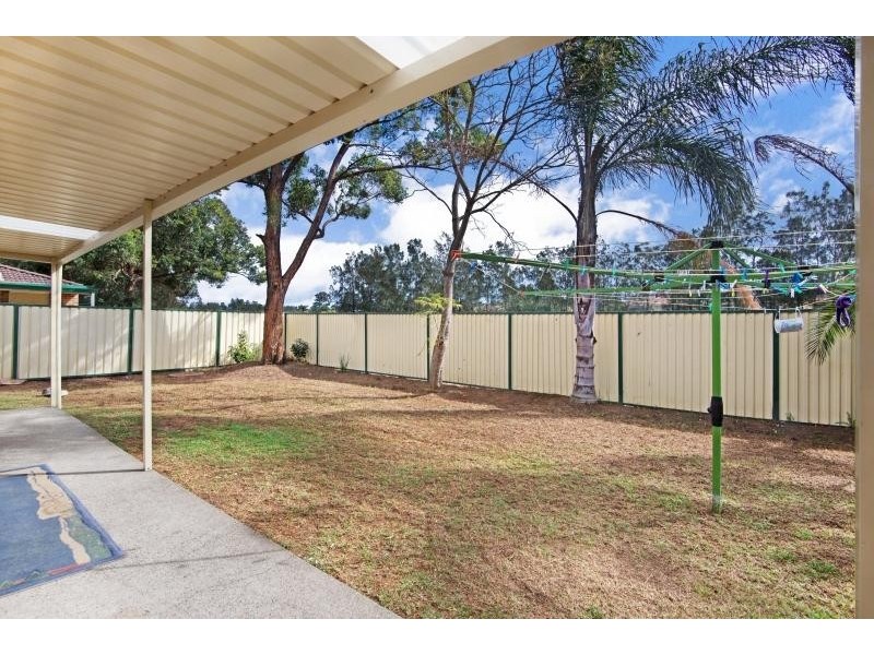 8 Werona Ave, Claremont Meadows NSW 2747