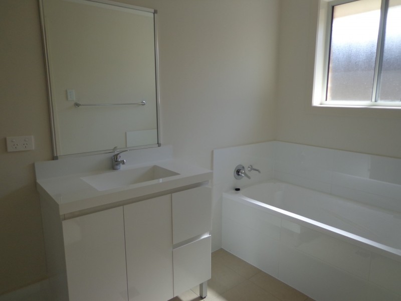 10 Daylesford Close, Ropes Crossing NSW 2760