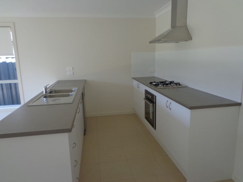 10 Daylesford Close, Ropes Crossing NSW 2760