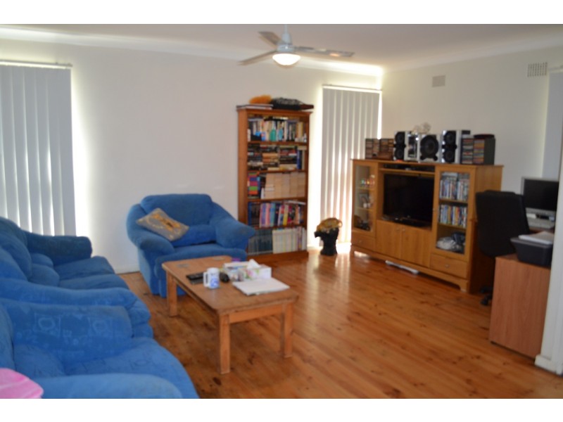 32 Reliance Crescent, Willmot NSW 2770