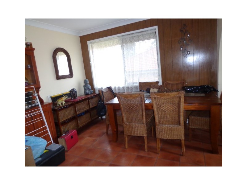 4 Buckland Road, St Clair NSW 2759