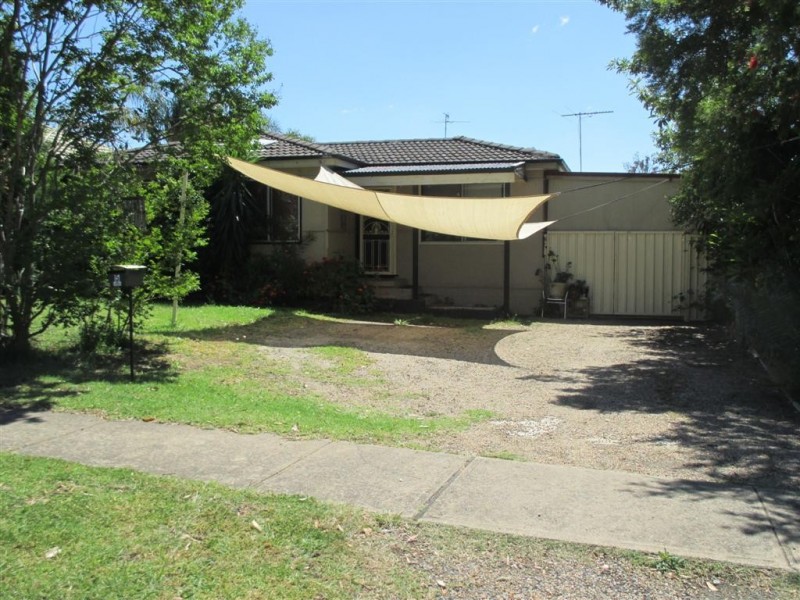 5 Oxford St, Cambridge Park NSW 2747