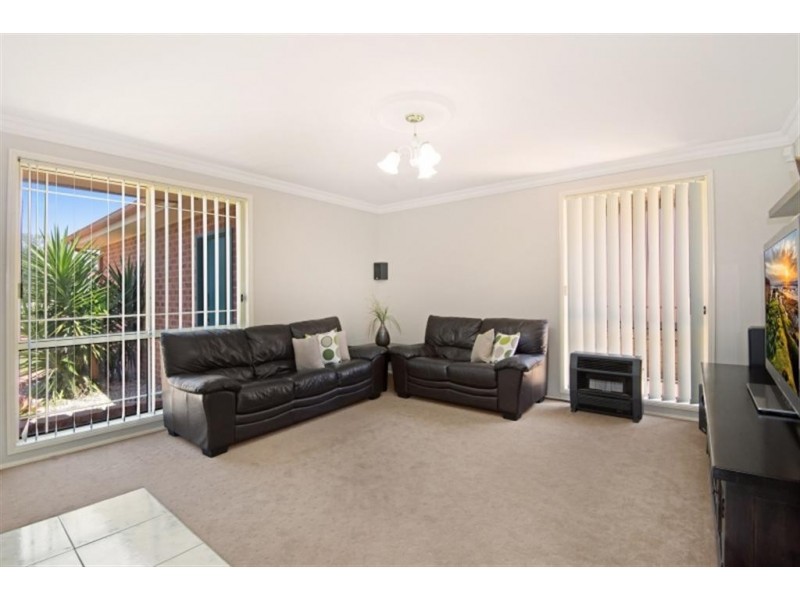 26 Friarbird Crescent, Glenmore Park NSW 2745