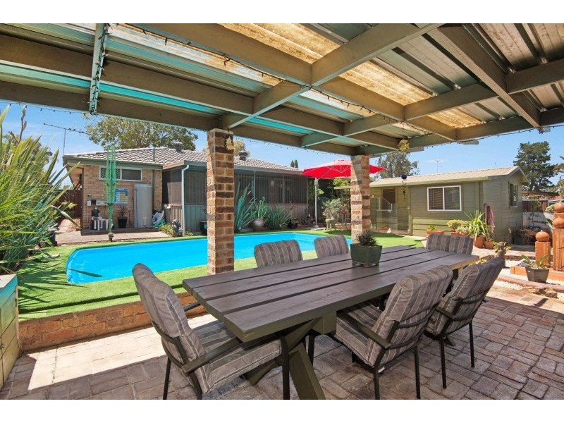 14 Lindridge Place, Colyton NSW 2760