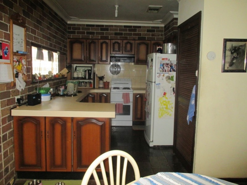 54 Brisbane St, Oxley Park NSW 2760