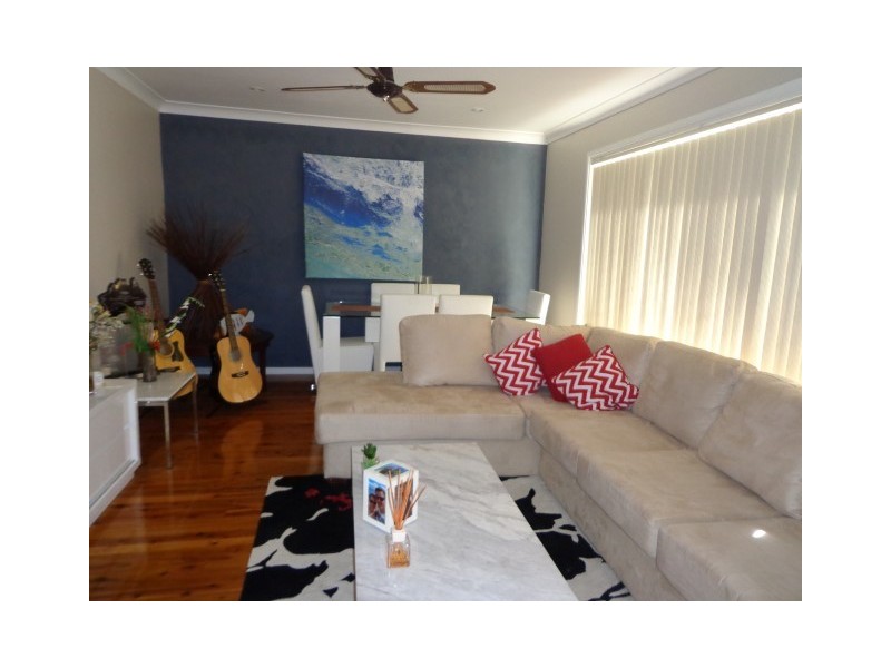 33 Barr St, Colyton NSW 2760