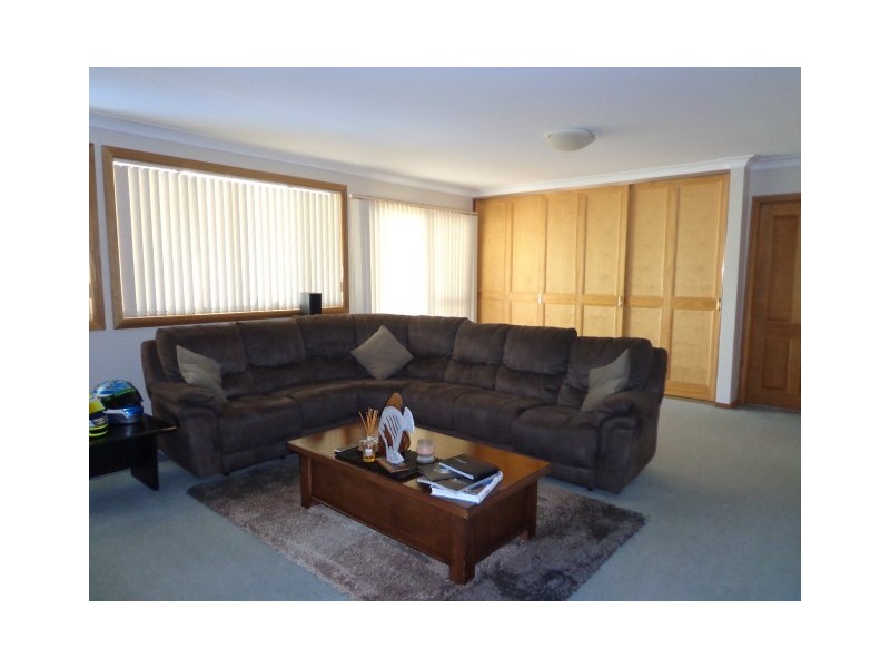 33 Barr St, Colyton NSW 2760