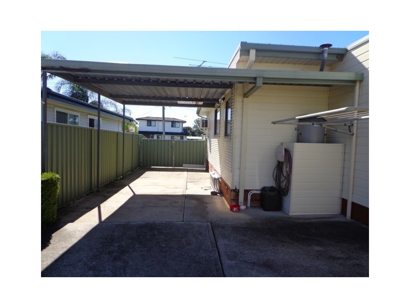 33 Barr St, Colyton NSW 2760
