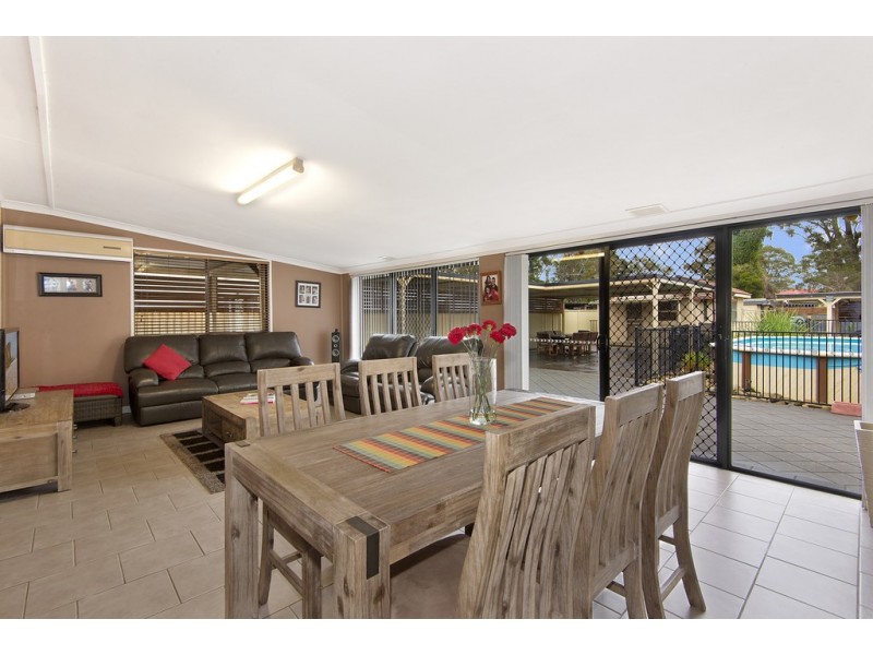 15 Melbourne Street, Oxley Park NSW 2760