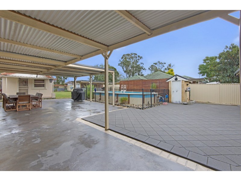 15 Melbourne Street, Oxley Park NSW 2760