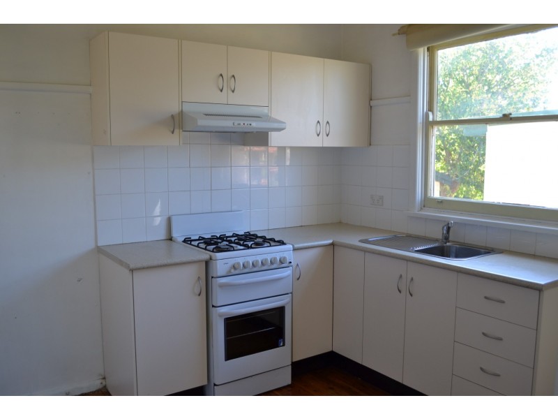 16 Malouf Street, Colyton NSW 2760