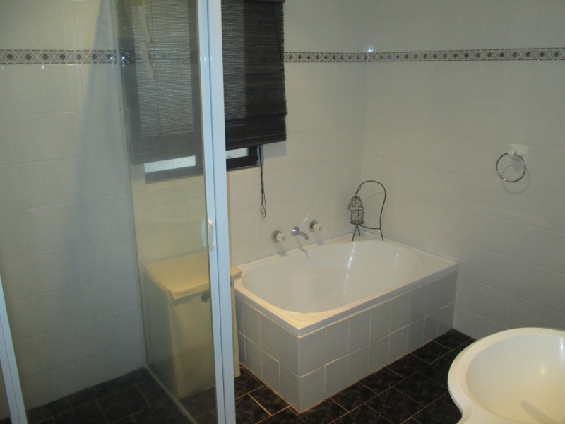 215 Carpenter Street, St Marys NSW 2760