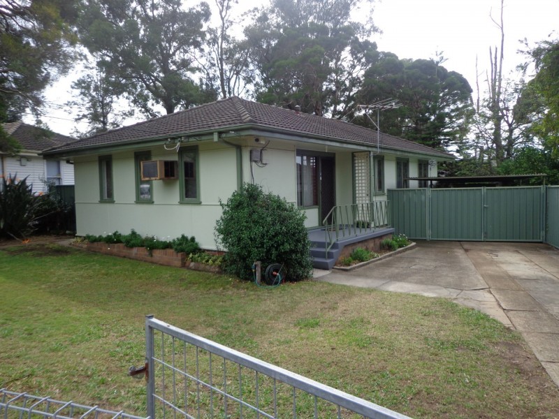 45 Wangaroa Crescent, Lethbridge Park NSW 2770