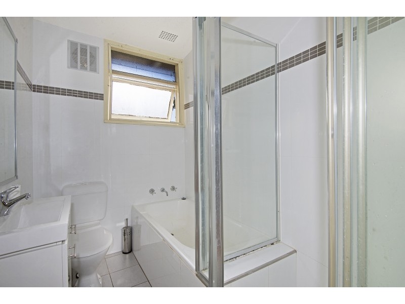 37 Dan Crescent, Colyton NSW 2760