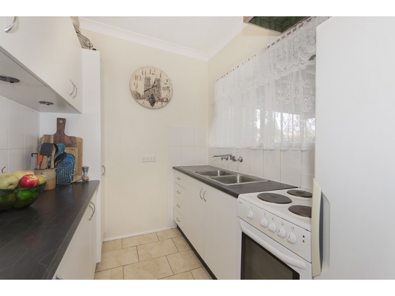4 Constance Avenue, Oxley Park NSW 2760