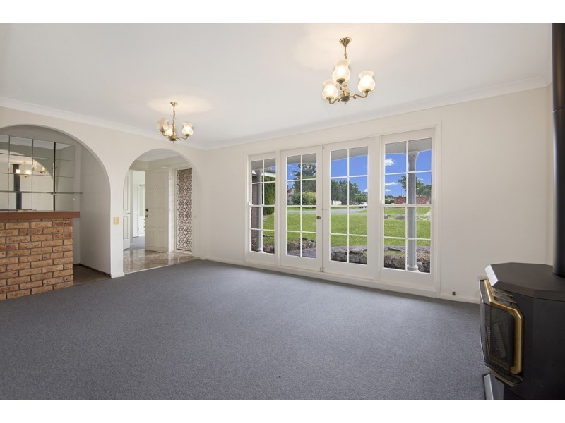 8 Madigan Drive, Werrington County NSW 2747