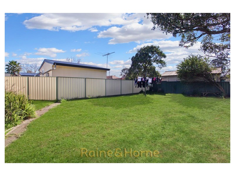 22 Malouf Street, Colyton NSW 2760