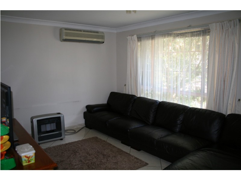 12 Rosewood Way, Werrington NSW 2747