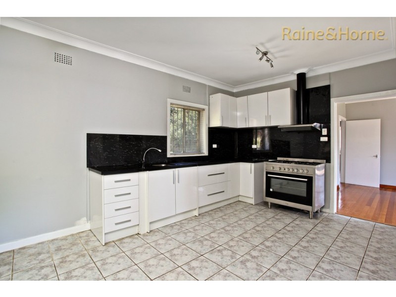 23 Hobart Street, Oxley Park NSW 2760