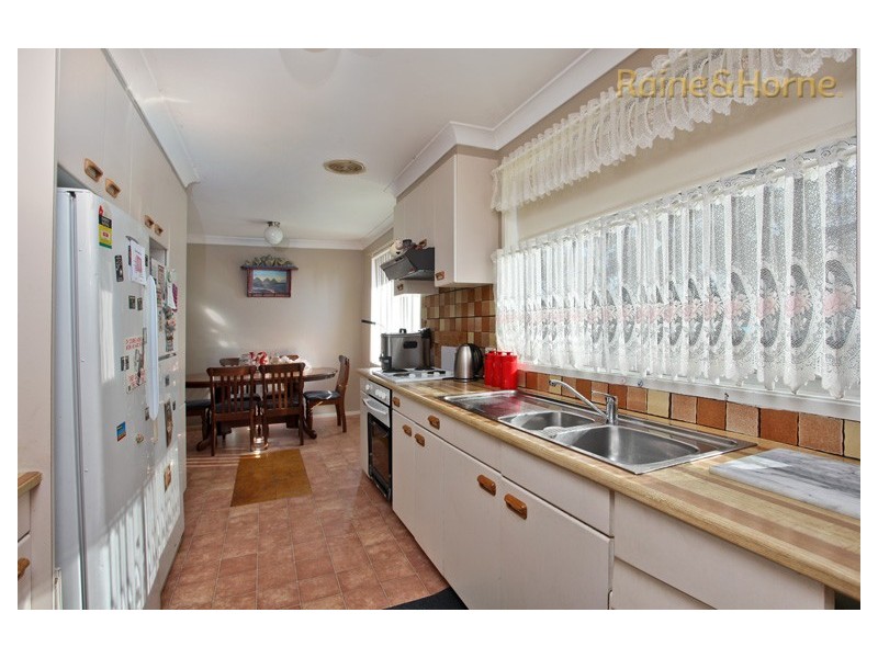 9 Lockyer avenue, Werrington County NSW 2747