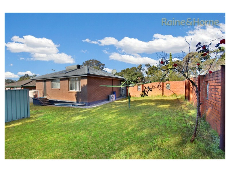 9 Lockyer avenue, Werrington County NSW 2747