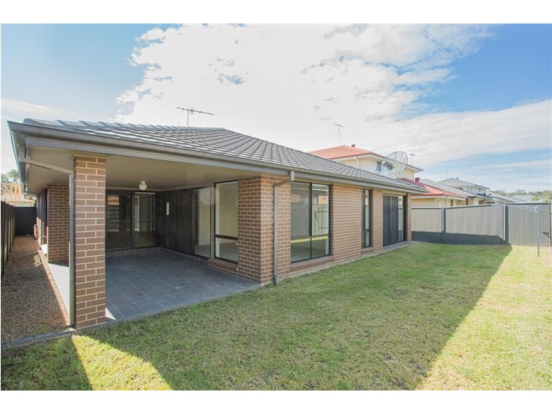 4 Corrigan Street, Ropes Crossing NSW 2760