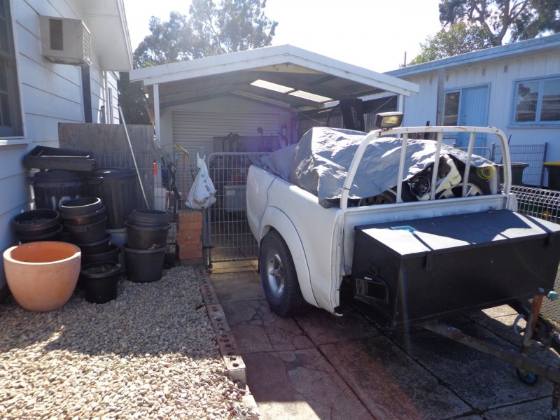 20 Tangaloa Crescent, Lethbridge Park NSW 2770