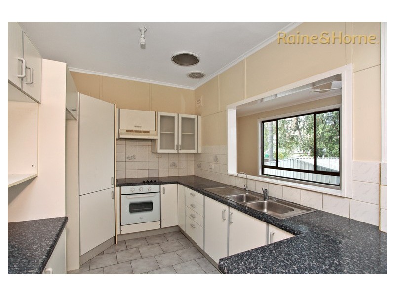 9 Warrego Street, North St Marys NSW 2760