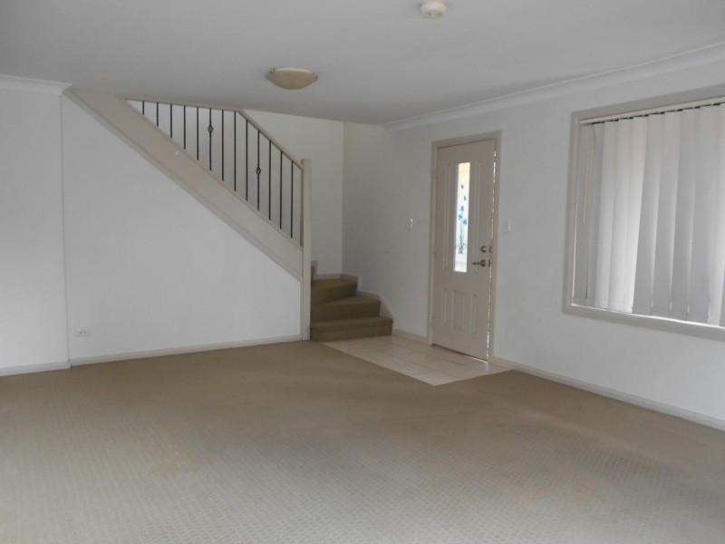 2/94 Saddington Street, St Marys NSW 2760