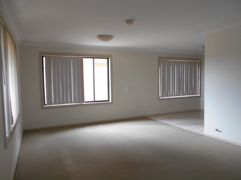 2/94 Saddington Street, St Marys NSW 2760