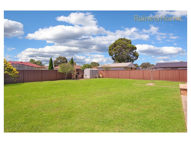 9 Patricia Street, Colyton NSW 2760