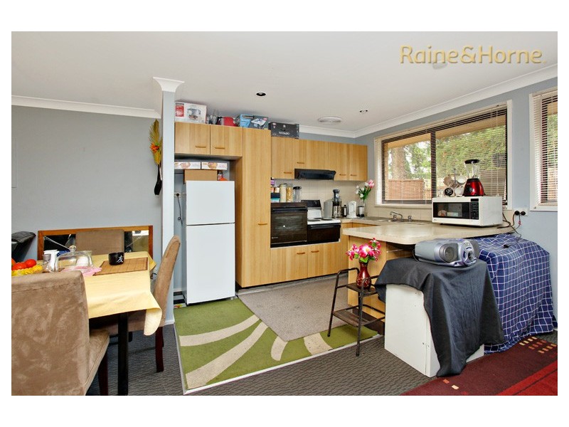 10 Bren Close, St Clair NSW 2759