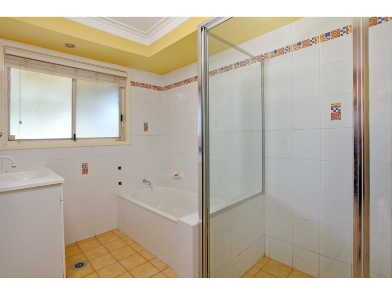 44 Valleyview Crescent, Werrington Downs NSW 2747