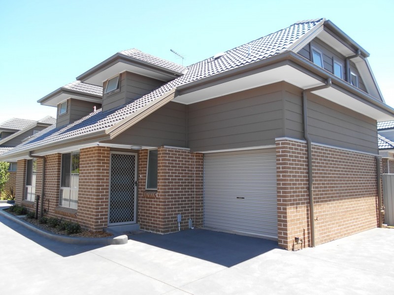 2/60 Brisbane Street, Oxley Park NSW 2760