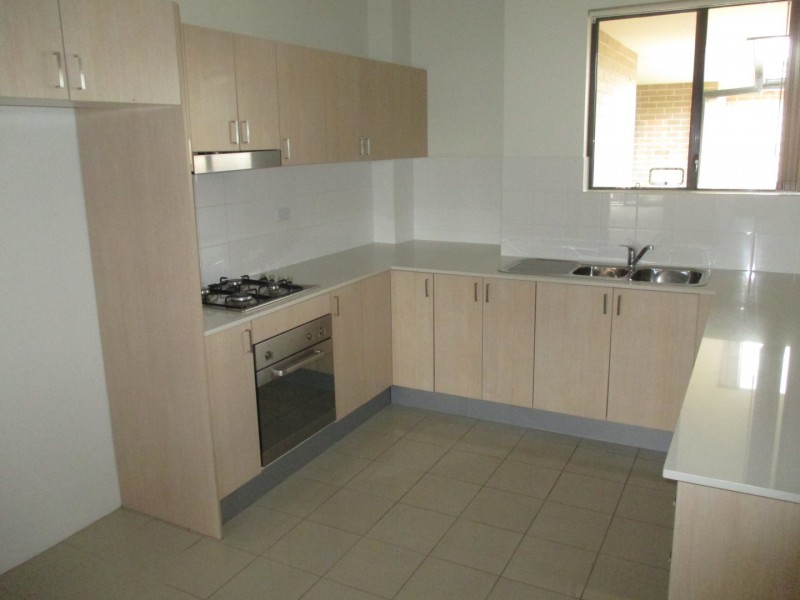 17/2-6 Regentville Road, Jamisontown NSW 2750