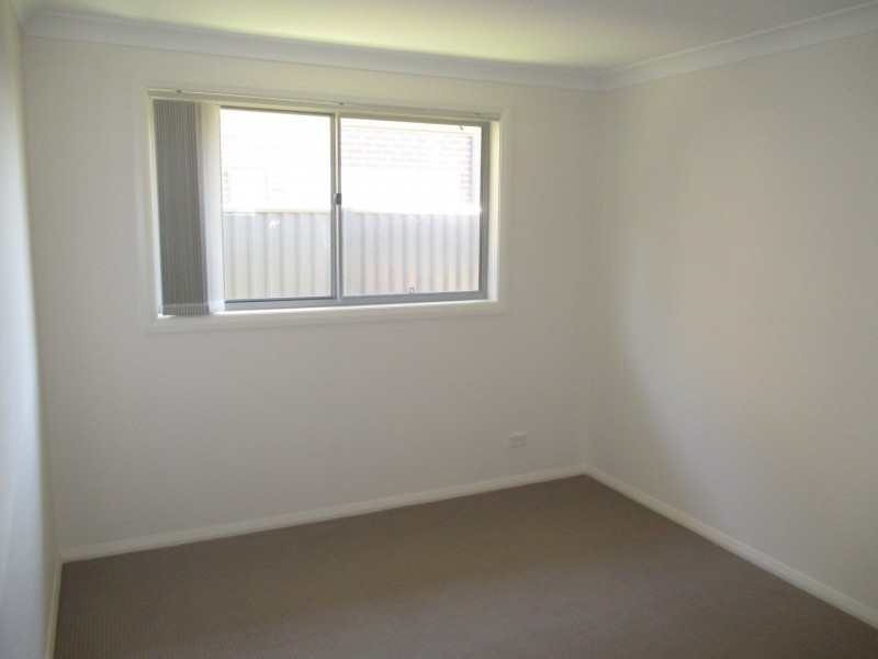 12 Stawell Street, Ropes Crossing NSW 2760