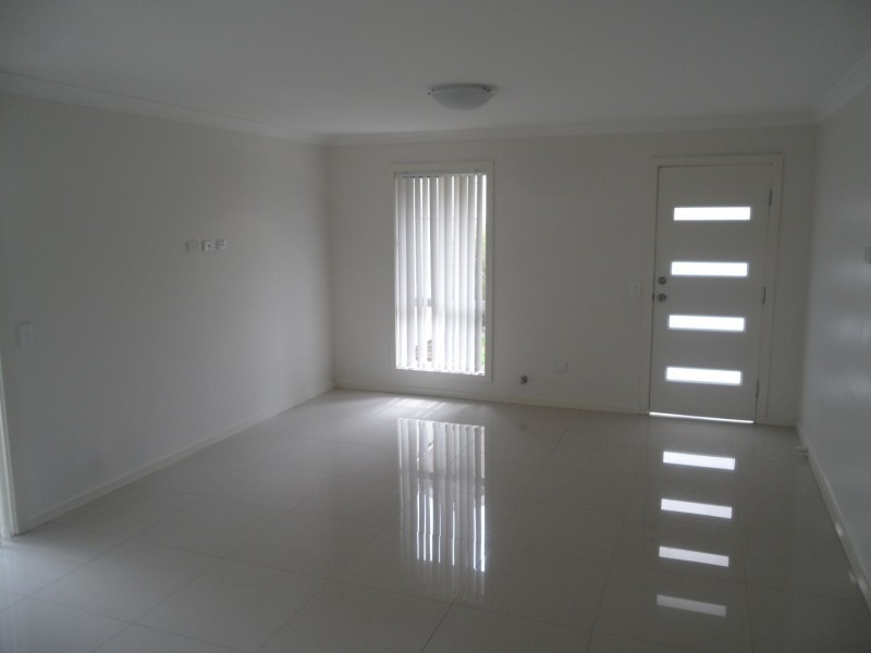 2/24 Brisbane Street, Oxley Park NSW 2760