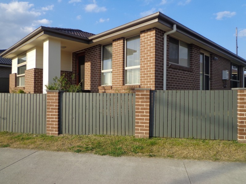 15 Fenner Place, Ropes Crossing NSW 2760