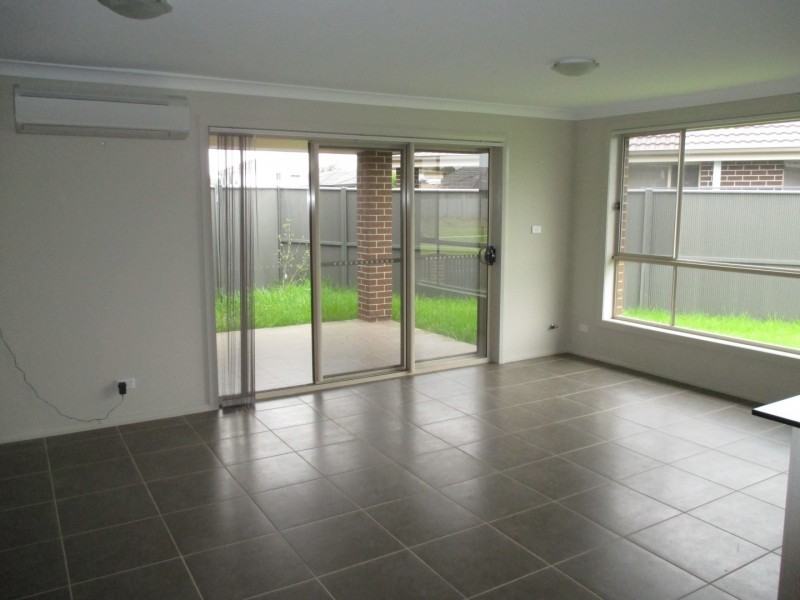 15 Fenner Place, Ropes Crossing NSW 2760