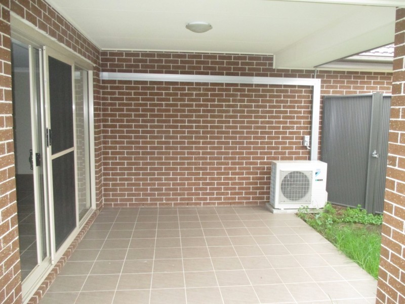 15 Fenner Place, Ropes Crossing NSW 2760