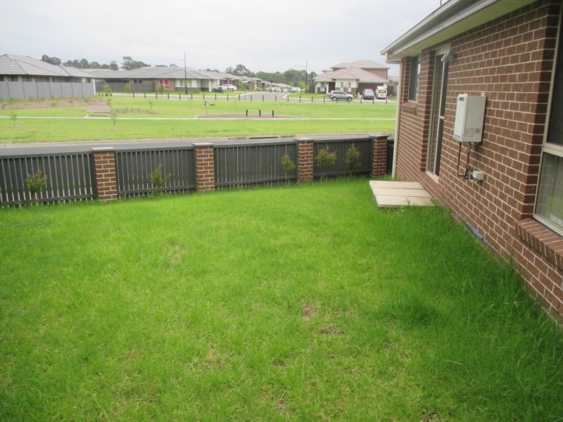 15 Fenner Place, Ropes Crossing NSW 2760