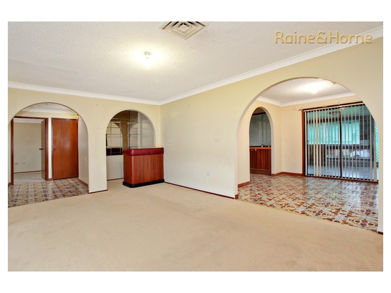 23 Endeavour Avenue, St Clair NSW 2759