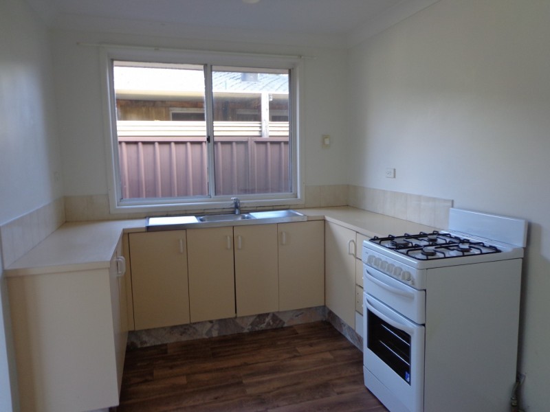 11 Lima Close, Claremont Meadows NSW 2747