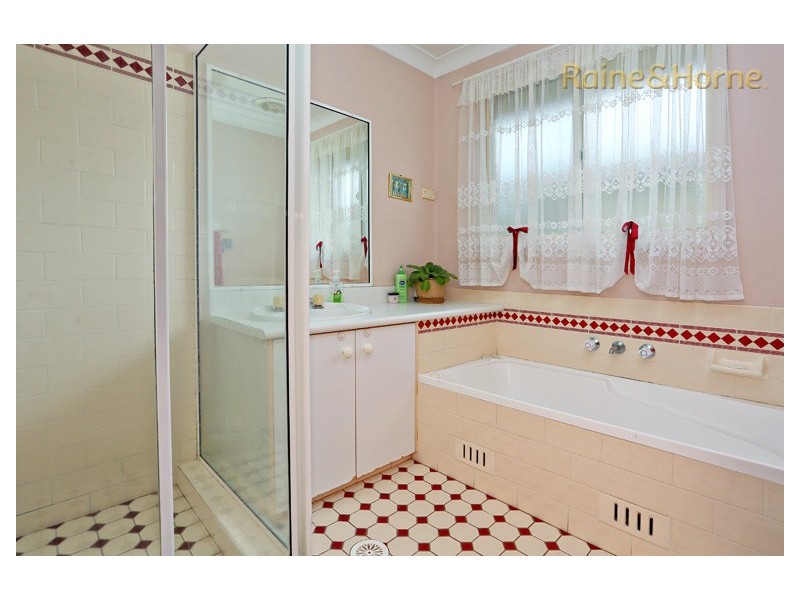 30 Pearra Way, Claremont Meadows NSW 2747