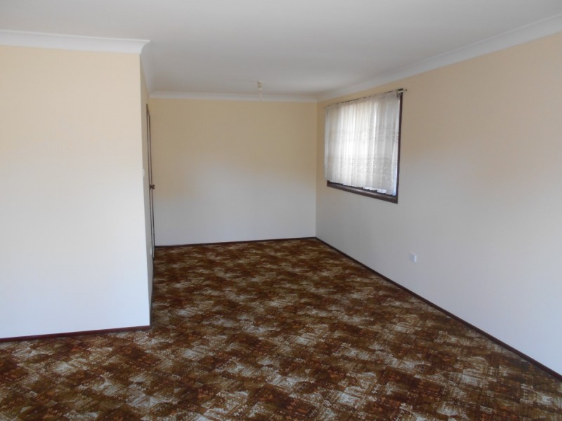 1 Seattle Close, St Clair NSW 2759