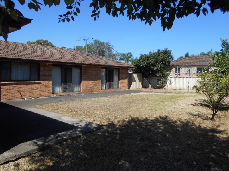 1 Seattle Close, St Clair NSW 2759