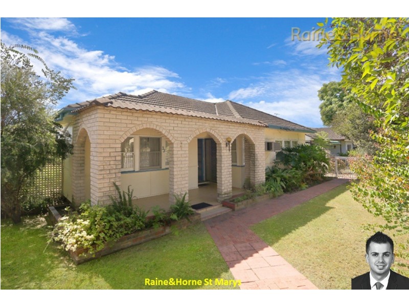 33 Cutler Avenue, St Marys NSW 2760