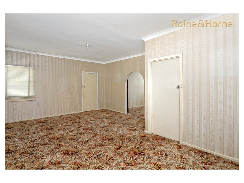 33 Cutler Avenue, St Marys NSW 2760